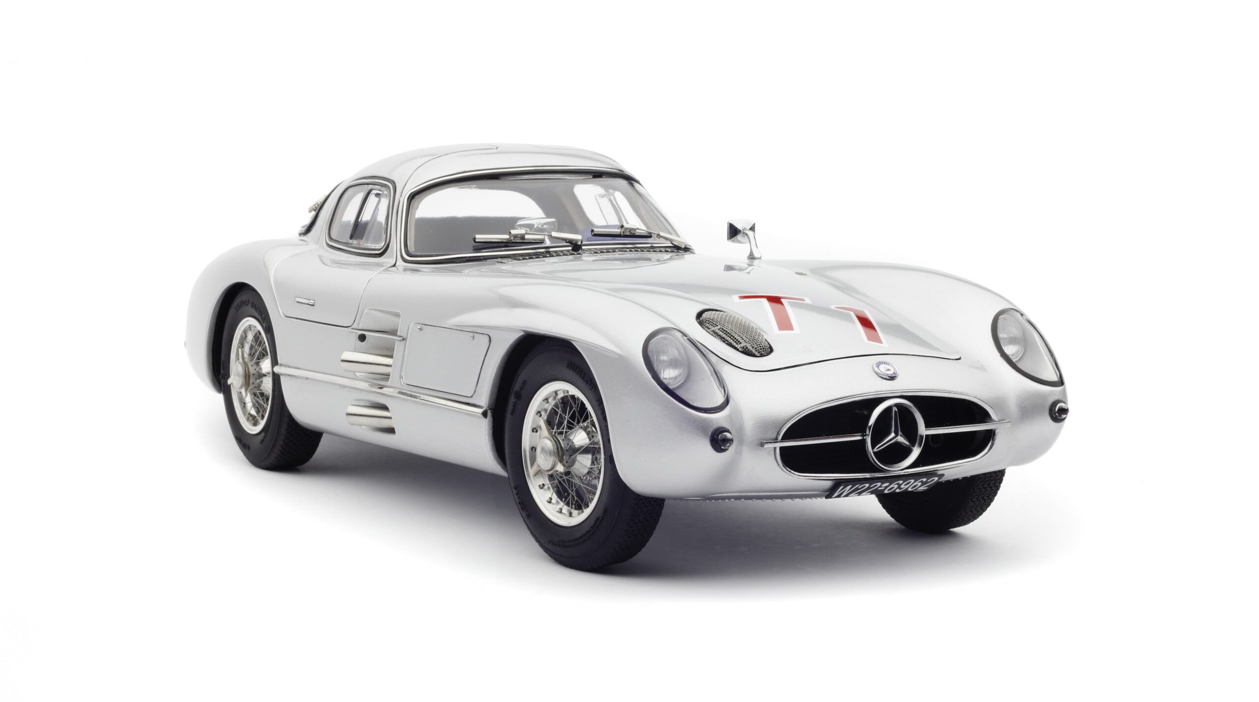 Mercedes-Benz 300 SLR Coupe #T1 RAC Tourist Trophy 1955 CMC M-245 LE 1000 Stück