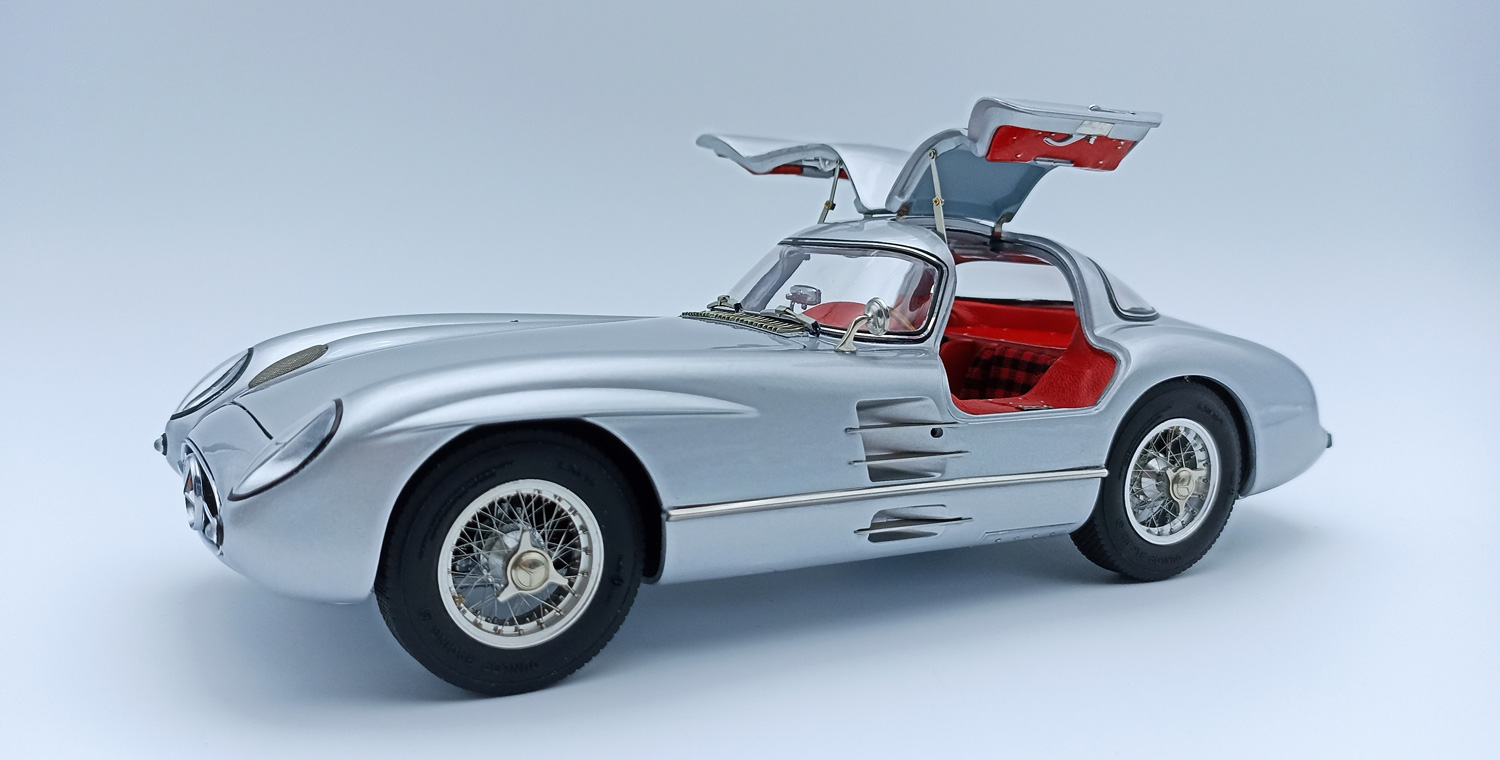 Mercedes-Benz 300 SLR Uhlenhaut Coupe CMC M-076 Neuauflage 2022